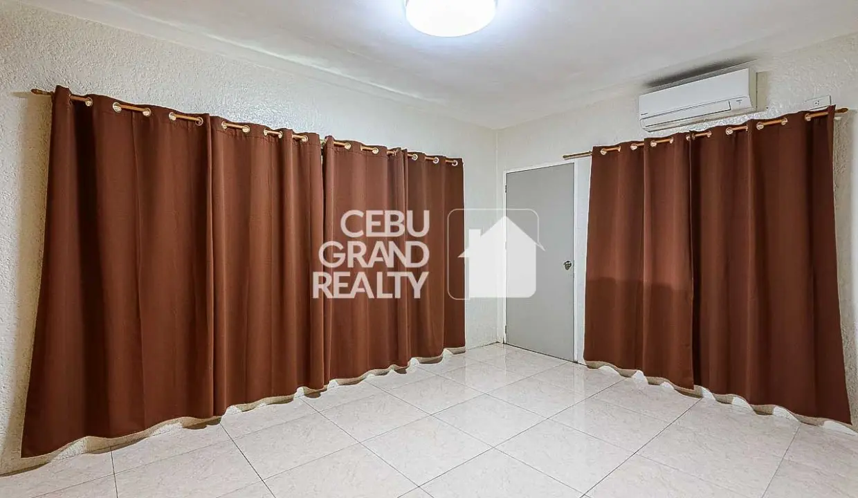 RHALP1 Sleek Residential Home with Secure Spacious Driveway Parking in Lahug - Cebu Grand Realty (8)