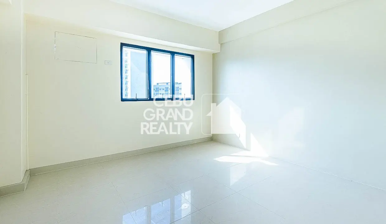 SRBEN2 Contemporary Studio Unit with City Views in Mandaue City - Cebu Grand Realty (2)