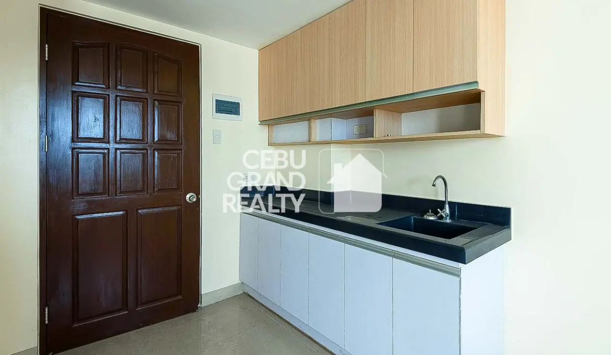 SRBEN2 Contemporary Studio Unit with City Views in Mandaue City - Cebu Grand Realty (6)