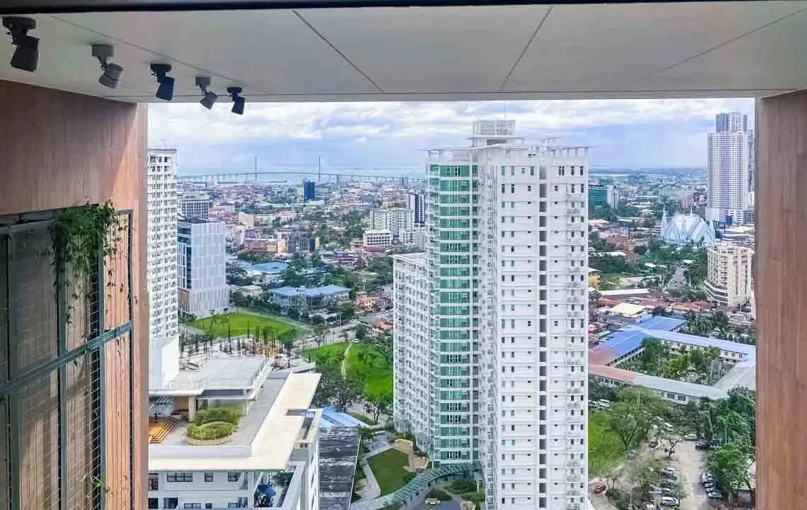 SRDALC1 Luxurious Condo with Panoramic City Views in The Alcoves - Cebu Grand Realty (6)