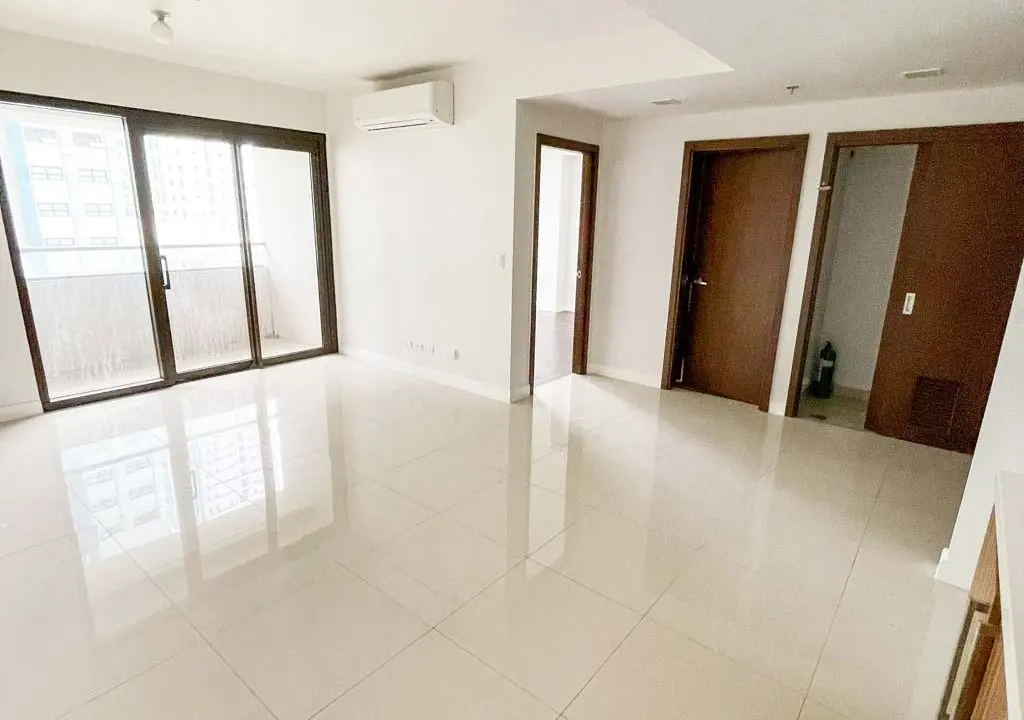 SRDALC4 Stunning 1 Bedroom Condo with Premium Amenities in the Alcoves - Cebu Grand Realty (12)