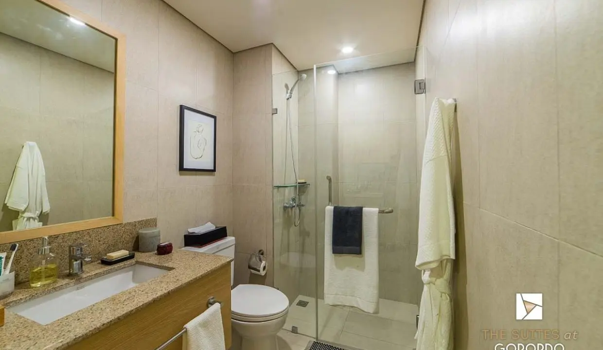 SRDSAG1 Luxurious & Elegant 1-Bedroom Condo in The Suites at Gorordo - Cebu Grand Realty (3)