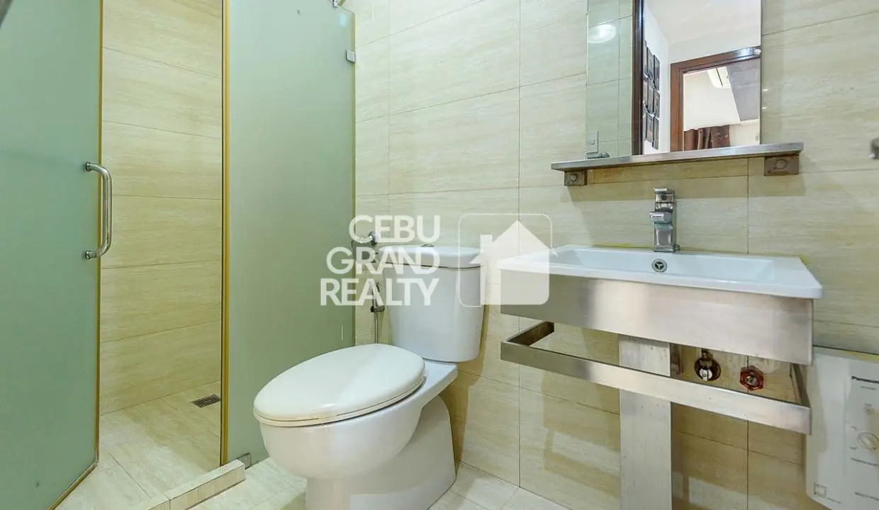 RCAV35 Contemporary Condo with Open Layout in Avalon Condominium - Cebu Grand Realty (12)