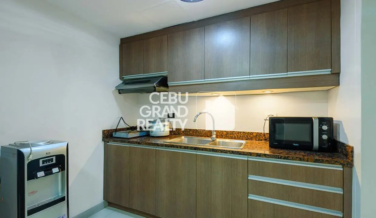 RCAV35 Contemporary Condo with Open Layout in Avalon Condominium - Cebu Grand Realty (4)