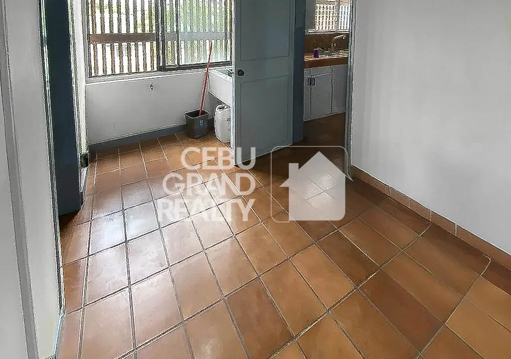 RCMC1 Bright and Spacious 3 Bedroom Condo in Cebu - Cebu Grand Realty 4