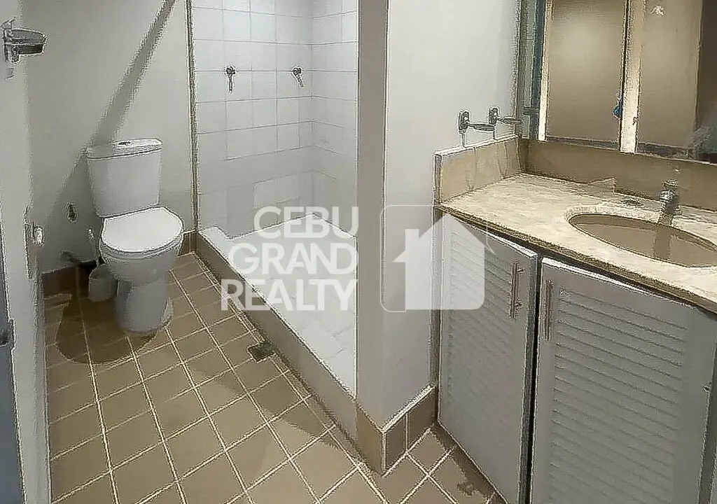 RCMC1 Bright and Spacious 3 Bedroom Condo in Cebu - Cebu Grand Realty 7