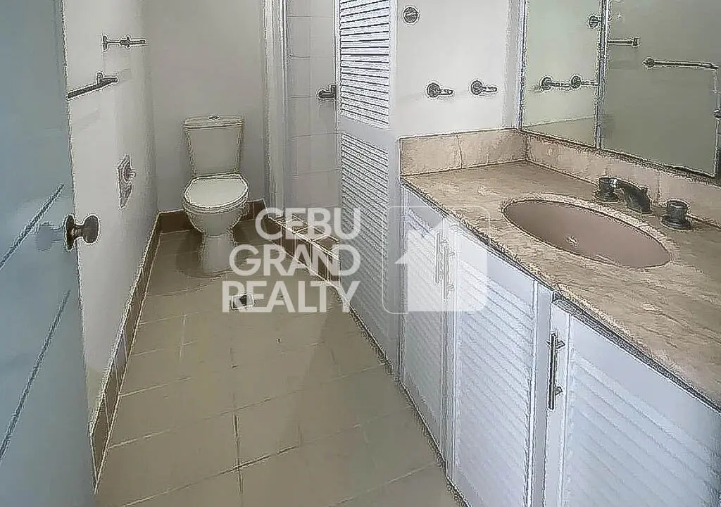 RCMC1 Bright and Spacious 3 Bedroom Condo in Cebu - Cebu Grand Realty 8