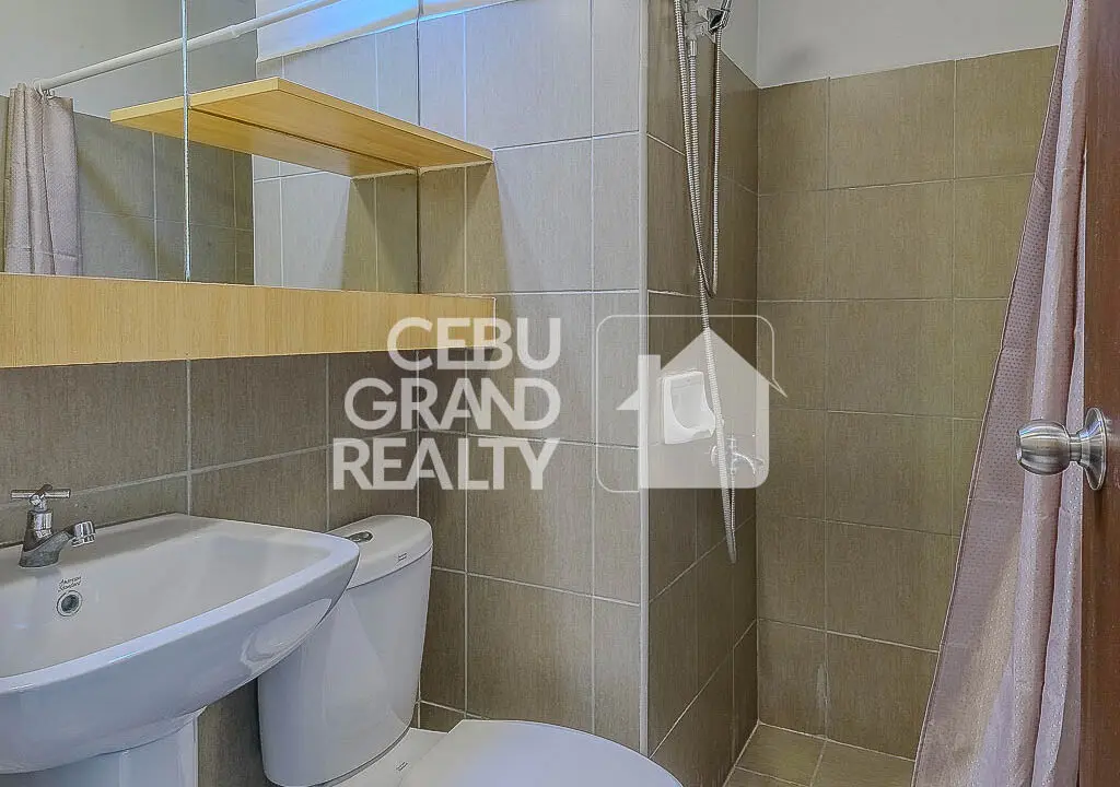 RCMRB3 Prime Location 1 Bedroom Condo at Midori Residences - Cebu Grand Realty 10