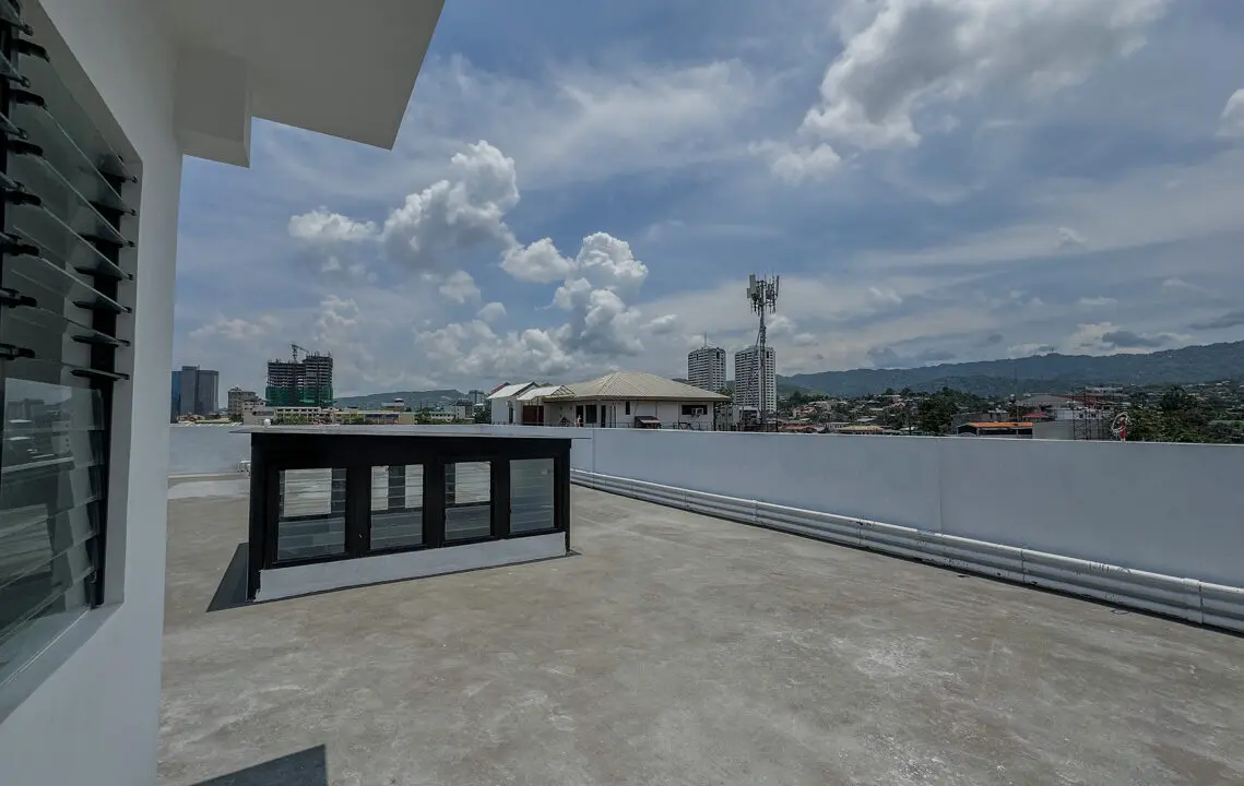 RCPEB1 Newly Built 4-Storey Building with Rooftop Deck in Cebu City - Cebu Grand Realty 19