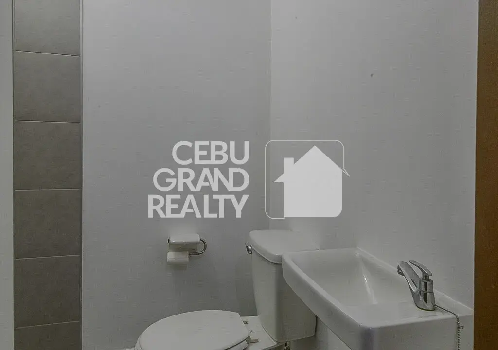 RCTS23 2 Bedroom Luxury Condo in 1016 Residences - Cebu Grand Realty 14