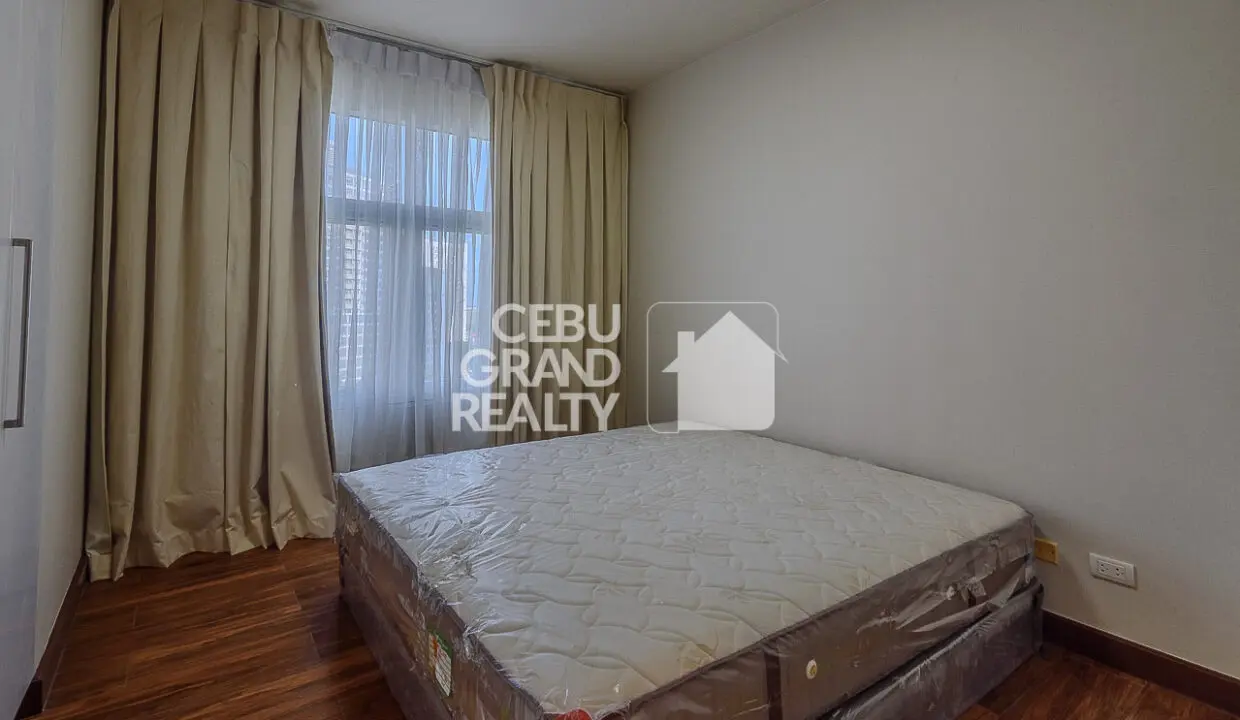 RCTS23 2 Bedroom Luxury Condo in 1016 Residences - Cebu Grand Realty 6