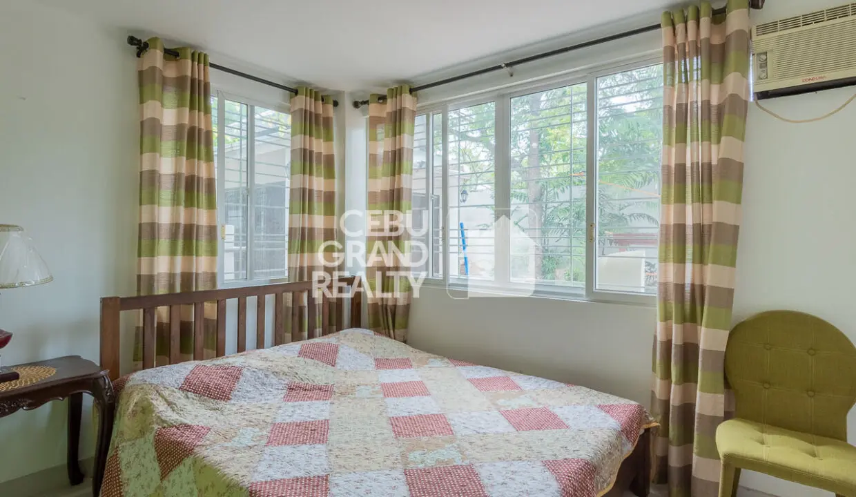 RHNH1 Tranquil House for Rent with Balcony and Pool in Lahug - Cebu Grand Realty 20