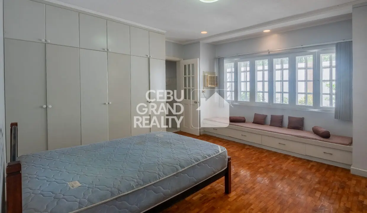 RHSN19 Peaceful and Convenient Family Home in Banilad - Cebu Grand Realty 15