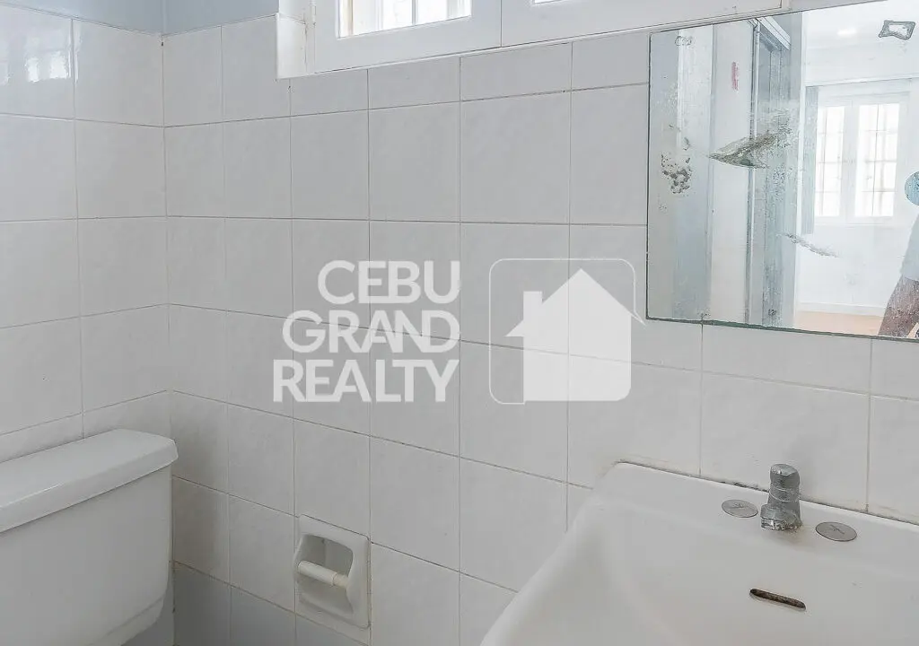 RHSN19 Peaceful and Convenient Family Home in Banilad - Cebu Grand Realty 22