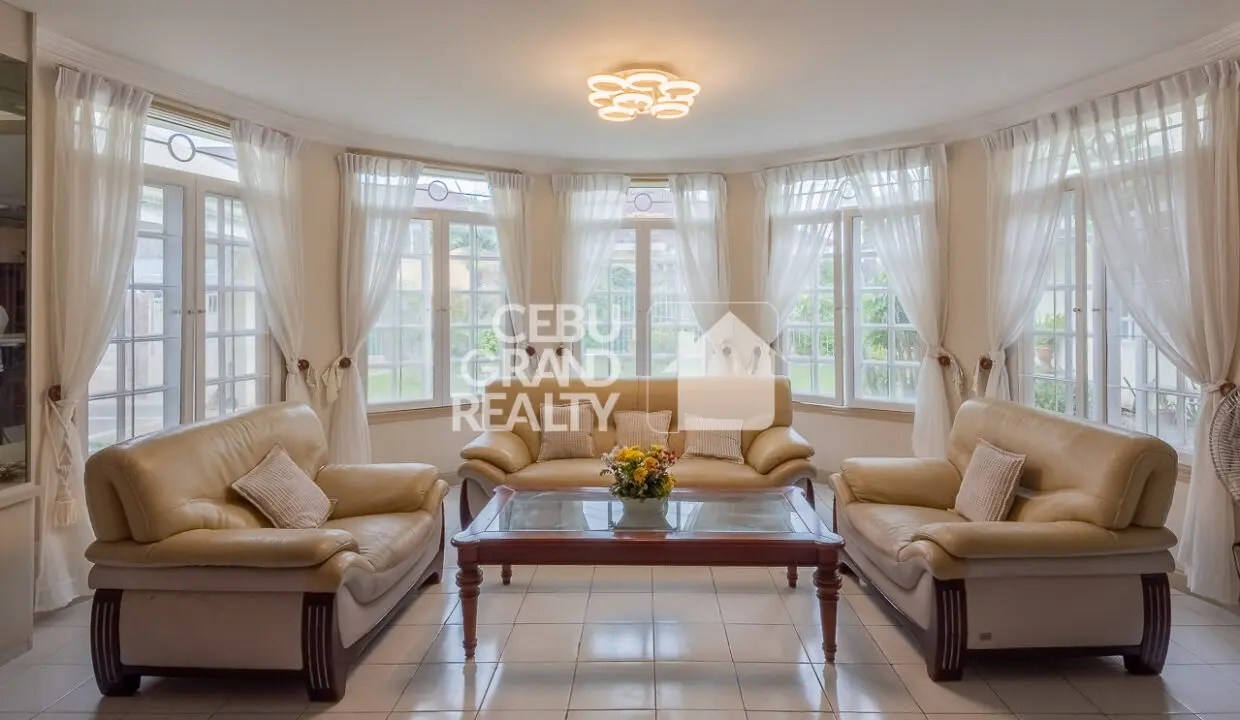 RHSN19 Peaceful and Convenient Family Home in Banilad - Cebu Grand Realty 3