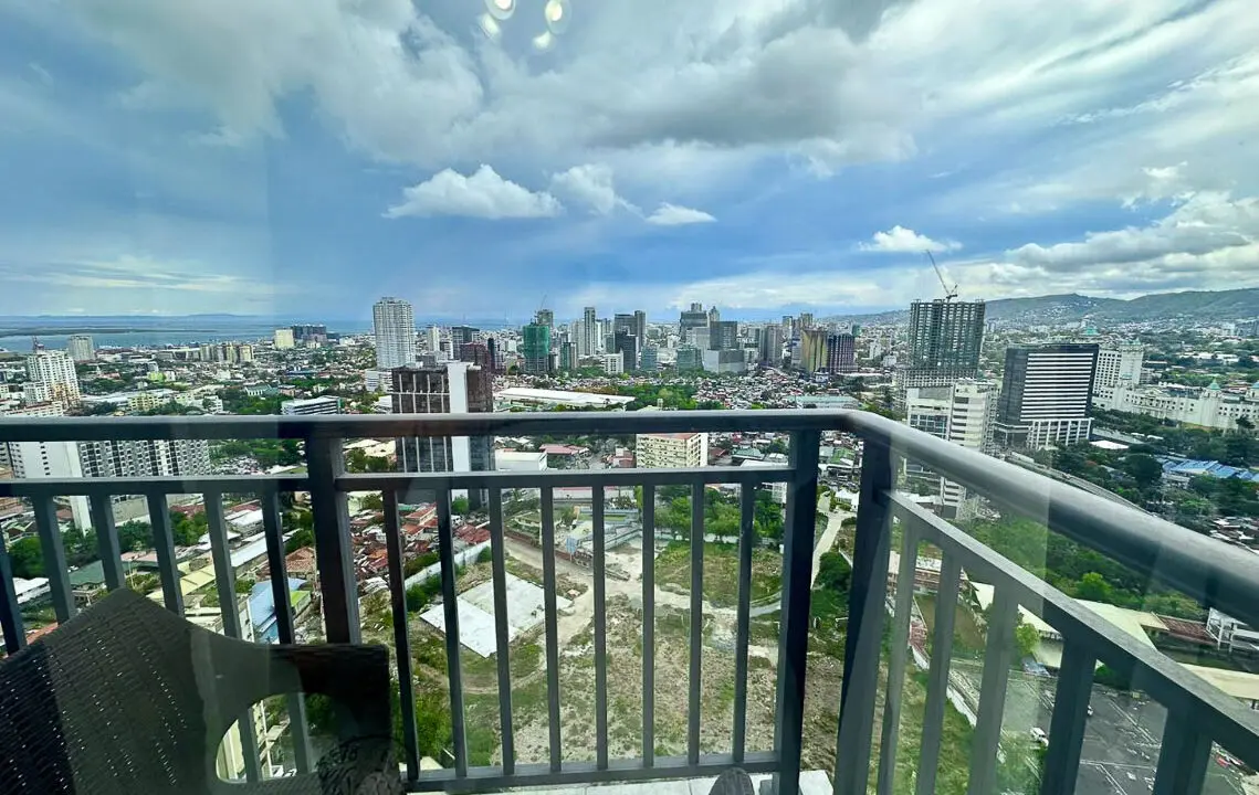 SRBGR3 Classic Studio with City View in Grand Residences - Cebu Grand Realty 8