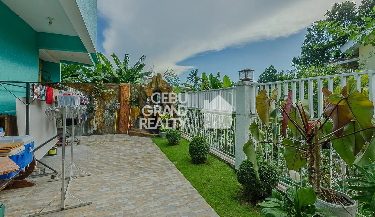 SRBNP1 Family Friendly House with Landscaped Garden in Guadalupe Cebu - Cebu Grand Realty 18