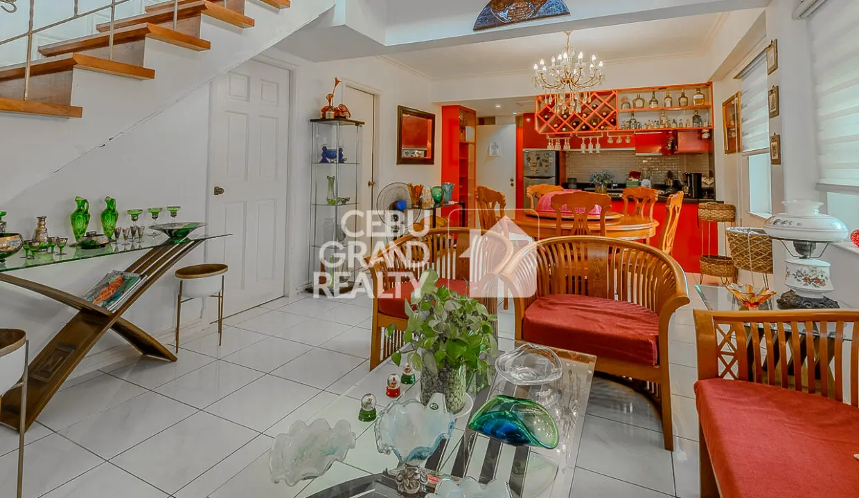 SRBNP1 Family Friendly House with Landscaped Garden in Guadalupe Cebu - Cebu Grand Realty 4