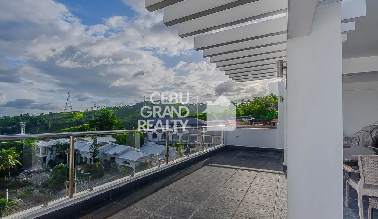 SRBSH7 Stunning House for Sale with Panoramic Views in Talamban - Cebu Grand Realty 15