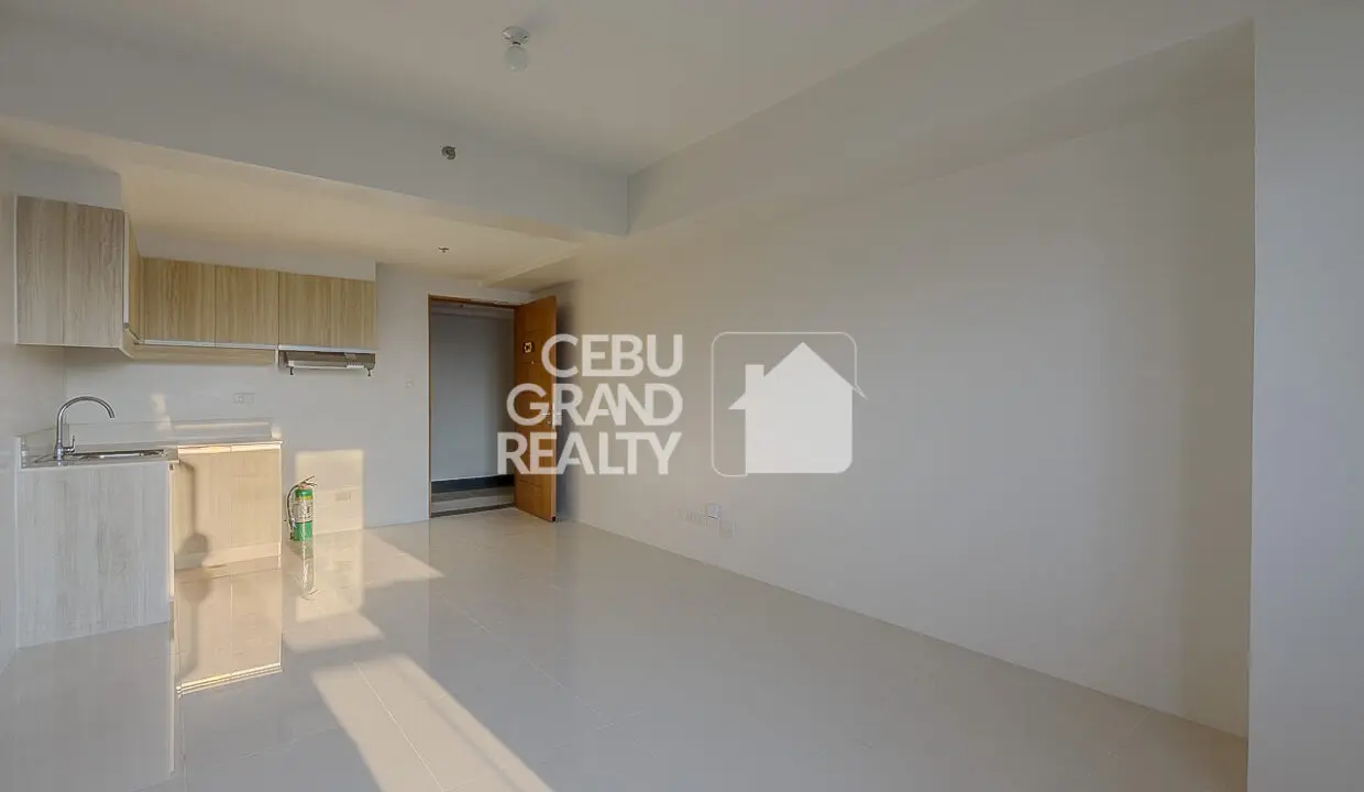 SRBTEG Premium 2 Bedroom Condo with Balcony in Taft East Gate - Cebu Grand Realty 2