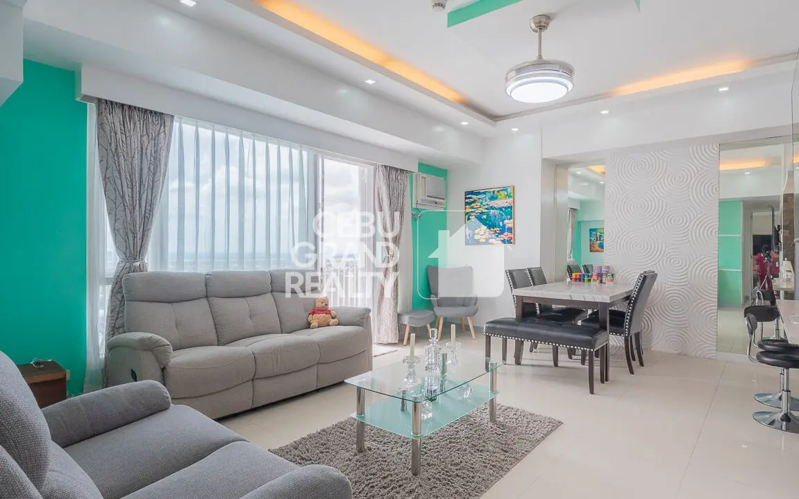 RCMP22 Fully Furnished Condo with Marble-Top Interiors in Marco Polo Residences - Cebu Grand Realty 3