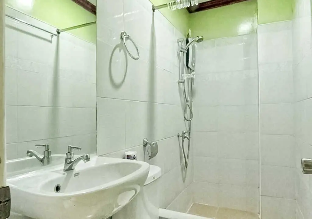 SRBLB1- Modern and Spacious Home for Sale in Advent Homes, Labangon 1 - Cebu Grand Realty (19)