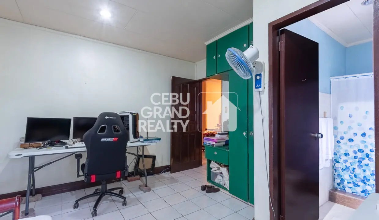 SRBML102 - Elegant Home with Entertainment Room in Maria Luisa Estate Park - Cebu Grand Realty (20)