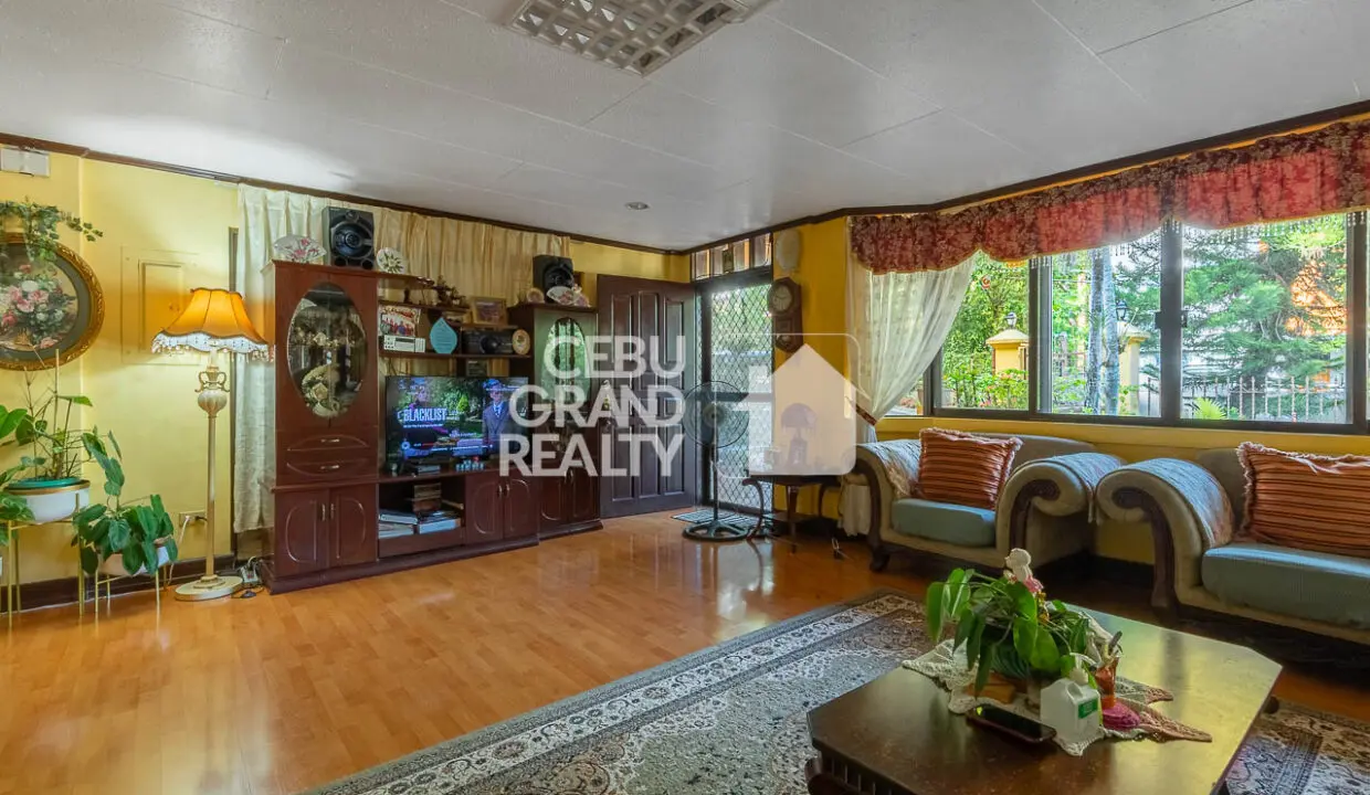 SRBML102 - Elegant Home with Entertainment Room in Maria Luisa Estate Park - Cebu Grand Realty (3)