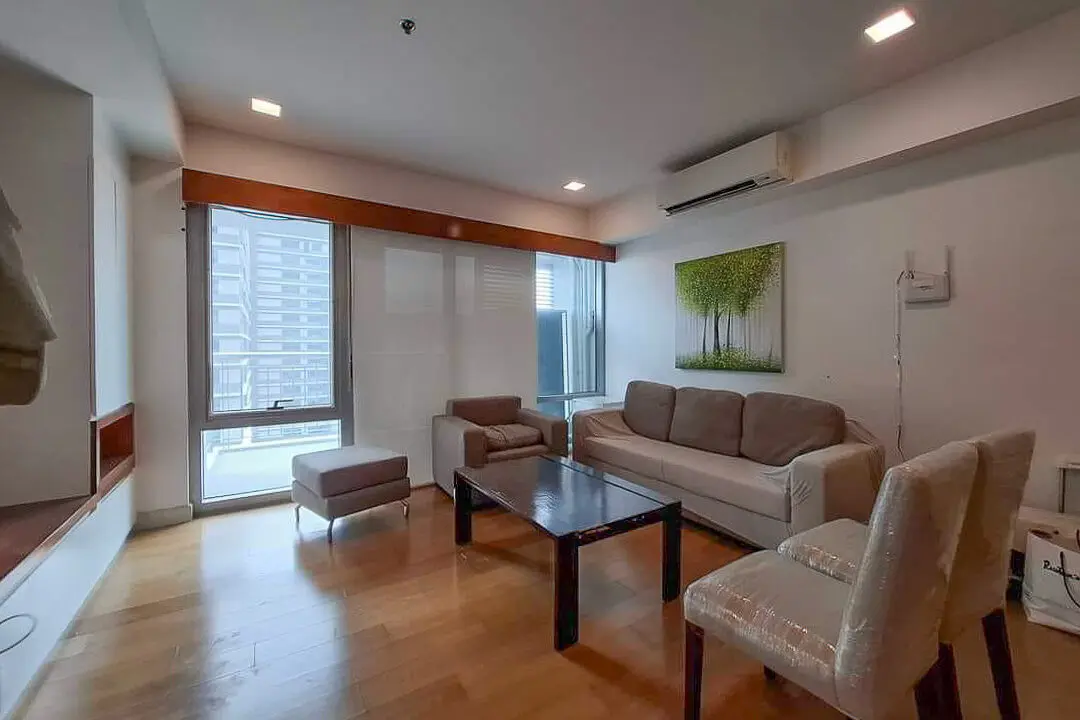 SRBPP31 Exclusive High-Rise Condo at Park Point Residences - Cebu Grand Realty 1