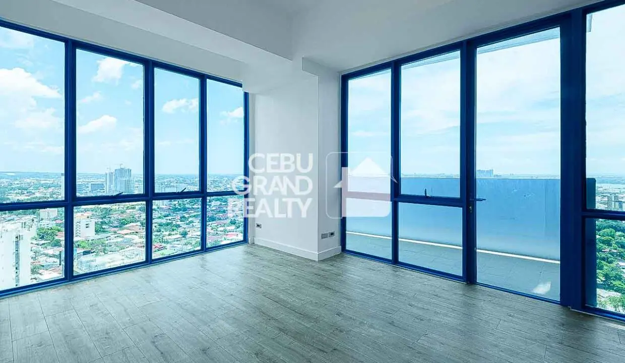 SRBTEP8 Brand New Elegant Condo in 38 Park Avenue with Panoramic Views - Cebu Grand Realty 1