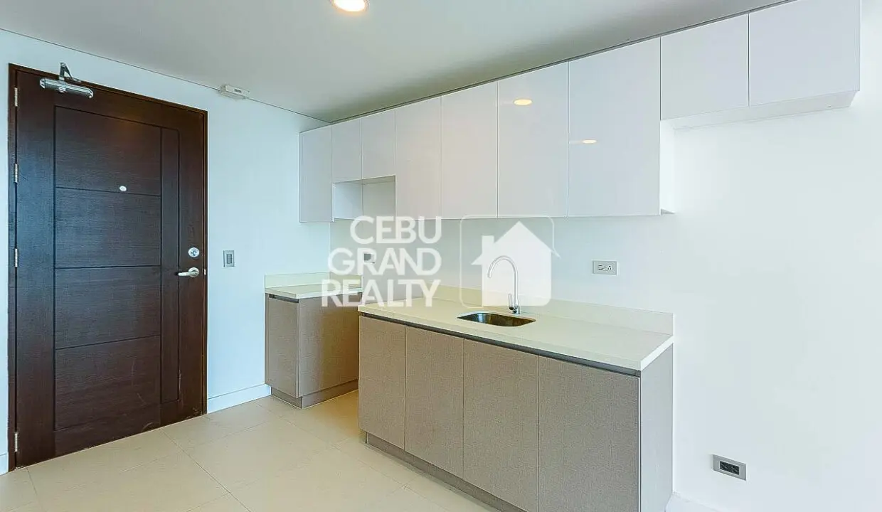 SRBTEP8 Brand New Elegant Condo in 38 Park Avenue with Panoramic Views - Cebu Grand Realty 11