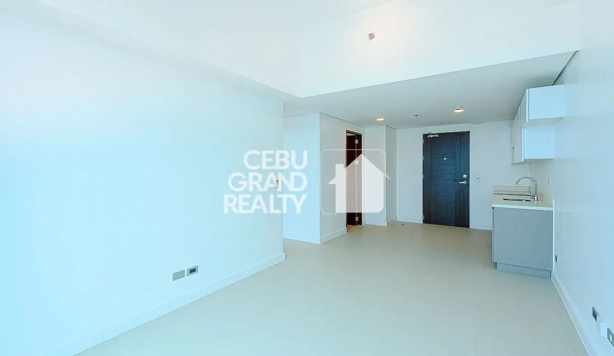 SRBTEP8 Brand New Elegant Condo in 38 Park Avenue with Panoramic Views - Cebu Grand Realty 3