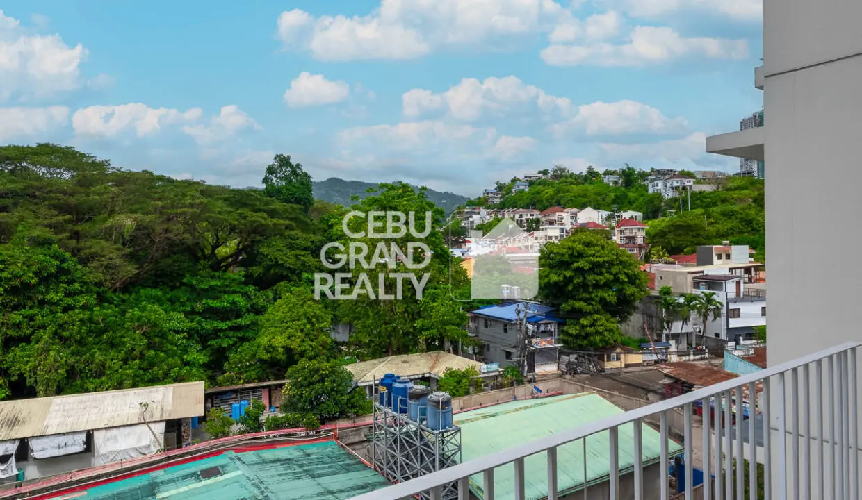 RCTTS45 - Peaceful & Stylish Condo with Nature Views - Cebu Grand Realty (16)