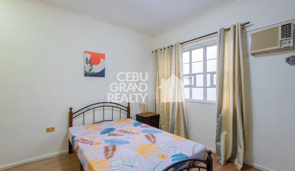 RHPT12 - Charming Townhouse with Functional and Stylish Design (15) - Cebu Grand Realty 1