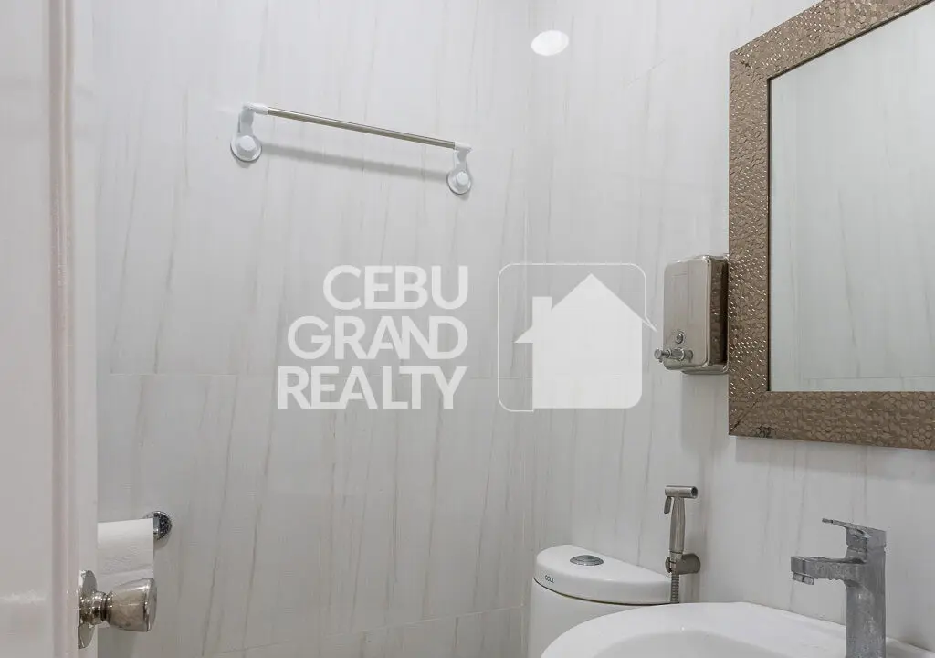 RHPT12 - Charming Townhouse with Functional and Stylish Design (19) - Cebu Grand Realty 1