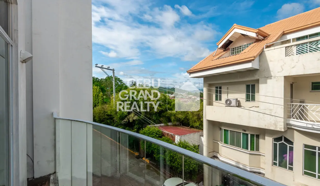 RHPT12 - Charming Townhouse with Functional and Stylish Design (23) - Cebu Grand Realty 1