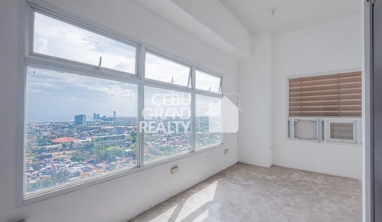 SRBCS2 - Modern High Rise Condo with Stunning City Views - Cebu Grand Realty (1)