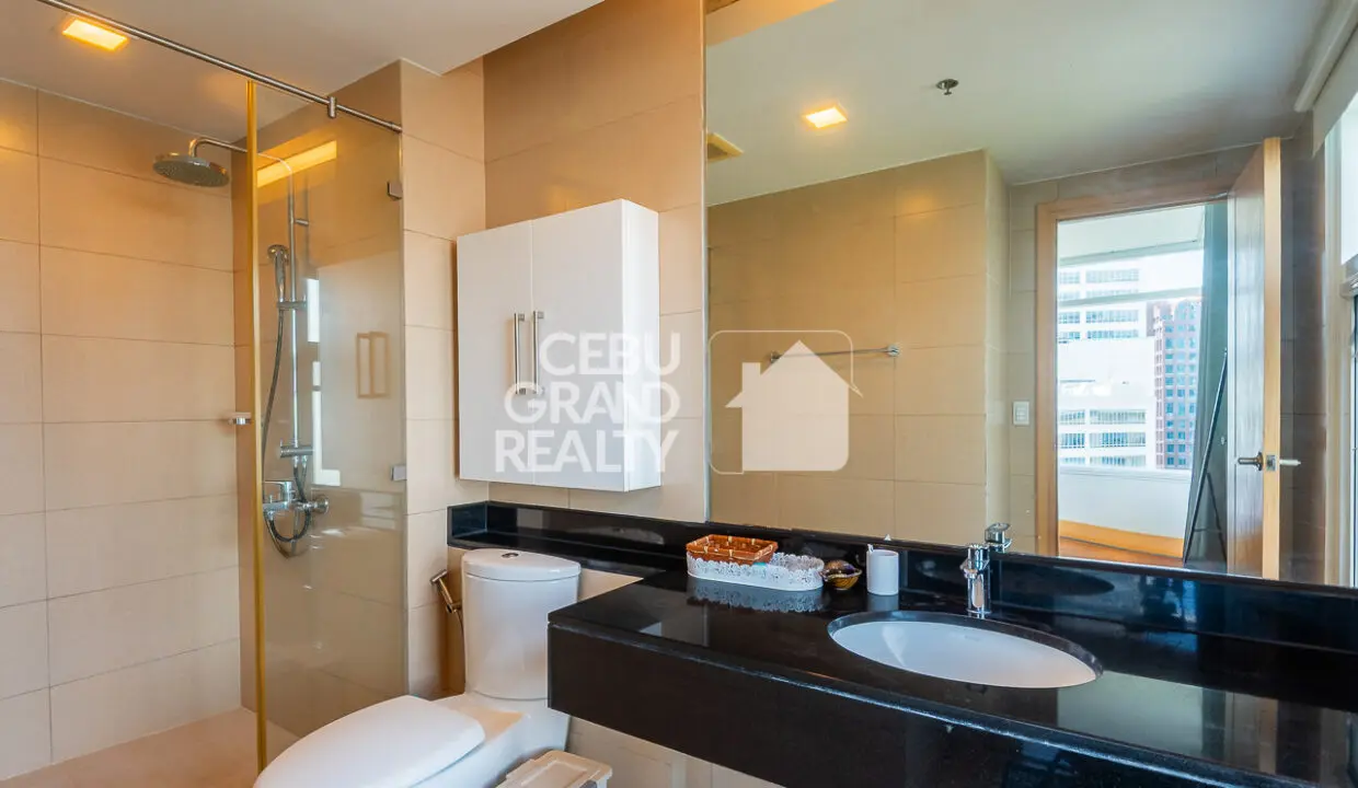 RCTS25- Luxury High Rise Living with Panoramic City Views - Cebu Grand Realty (24A)