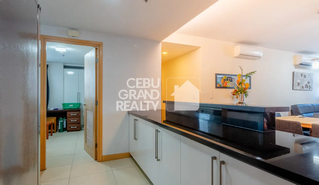 RCTS25- Luxury High Rise Living with Panoramic City Views - Cebu Grand Realty (6)