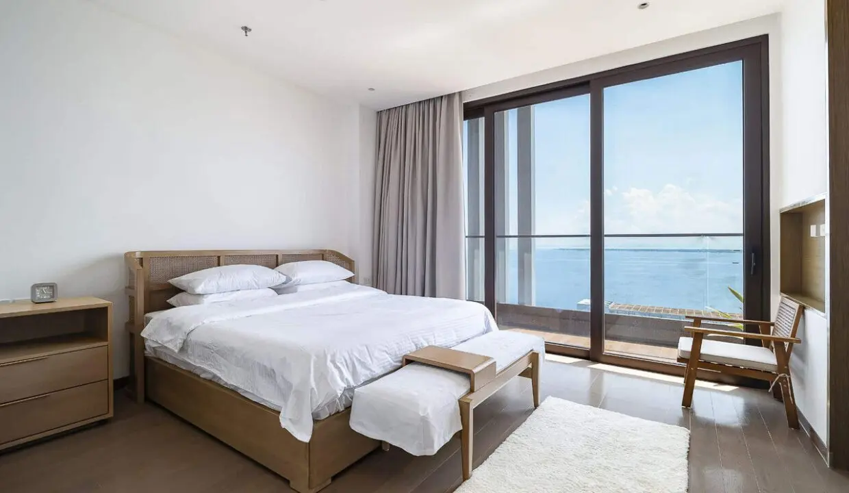 SRBSR1 - Luxury Oceanfront Condo with Stunning Sea Views - Cebu Grand Realty (25)