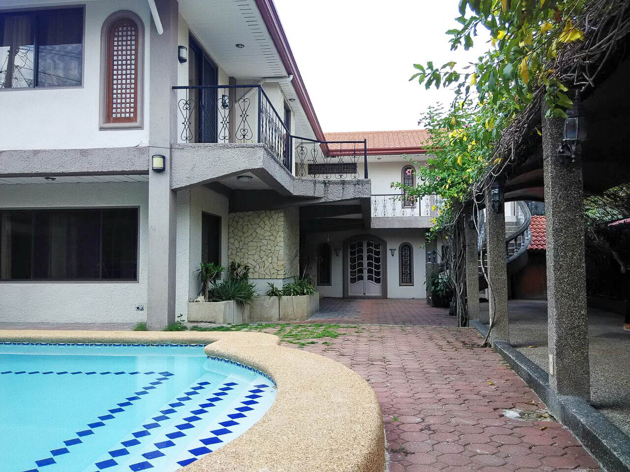 RH175 4 Bedroom Hosue for Rent in Cebu City Lahug Cebu Grand Realty (20)