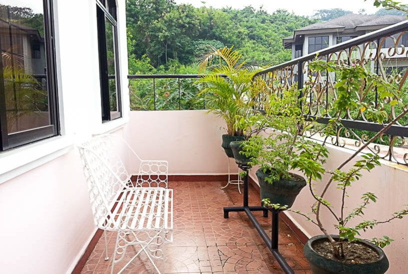 RH190 4 Bedroom House with Swimming Pool for Rent in Cebu City T