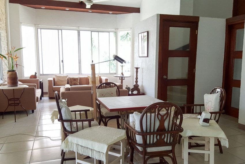 4 Bedroom House for Rent with Swimming Pool in Cebu City Banilad