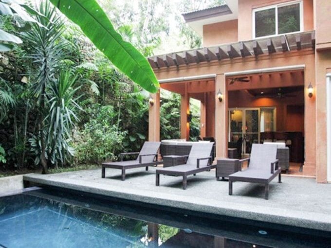 House for Rent in Maria Luisa