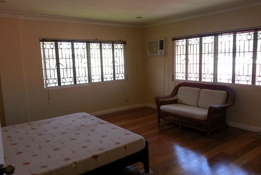 RH32 3 Bedroom House for Rent Banilad Cebu Grand Realty