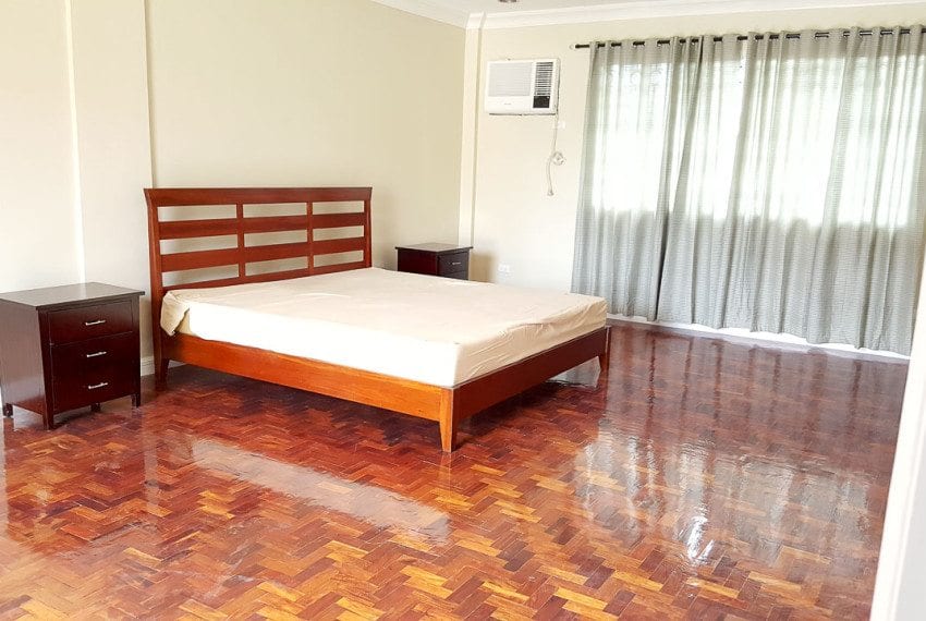 RH230 3 Bedroom House for Rent in Cebu City Banilad Cebu Grand R