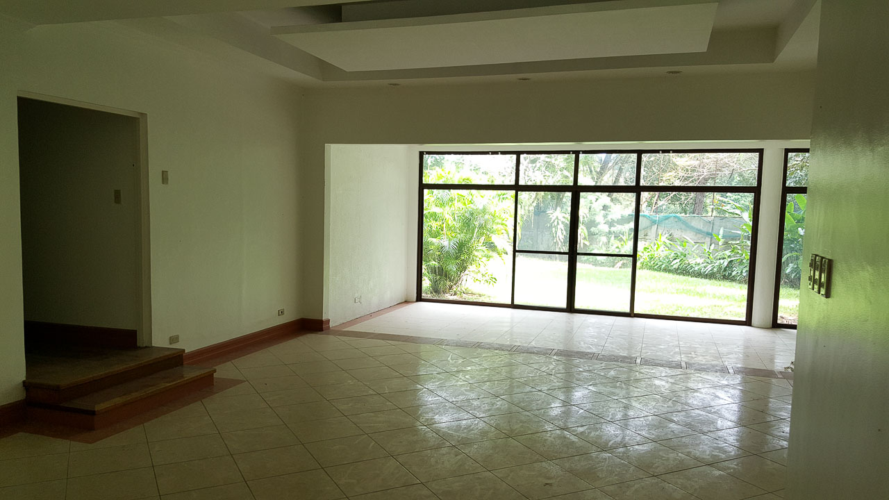 RH235 3 Bedroom House for Rent in Cebu City Banilad Cebu Grand R
