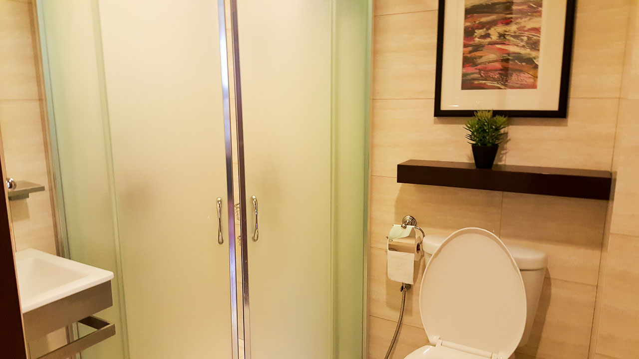 RC274 2 Bedroom Condo for Rent in Cebu Business Park Cebu Grand
