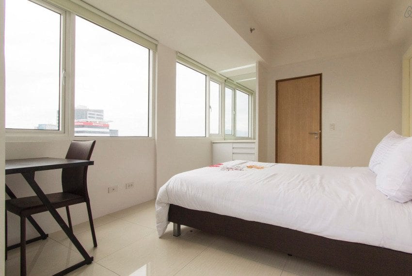 RC206 1 Bedroom Condo for Rent in Cebu Business Park Cebu City Cebu Grand Realty (6)
