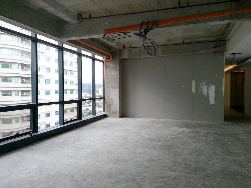 RCP955 110 SqM PEZA Office Space for Rent in Cebu Business Park